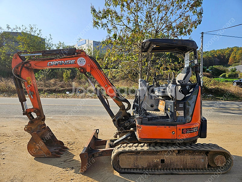 중고미니굴삭기 히타치 ZX30 포크레인 16년식 버켓3 판매--1